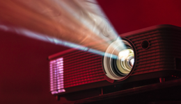 激光家用投影量額齊增2倍的背后，還有哪些“補(bǔ)丁”需要修復(fù)？