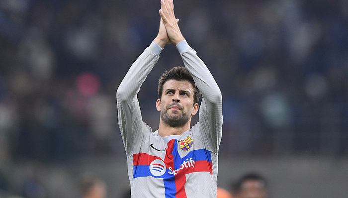 巴萨再告别一个时代，皮克宣布正式退役