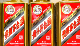 貴州茅臺股價重回1500元，北上資金搶籌五糧液，年末白酒行情再起？