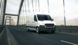 三路人马“交战”无人配送