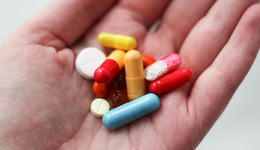 一年“败掉”62亿美金，大药厂买买买的另一面