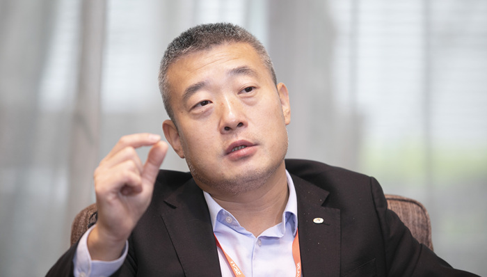 对话TCL华星赵军：折叠屏手机低于5000元才能真正普及｜REAL科技大会