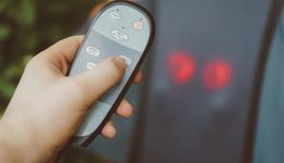 恐病的年轻人，在双十一疯狂买养生品