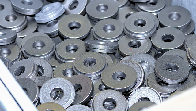 美信科技创业板大考：多个大客户为“无人公司”，近八成员工中专学历