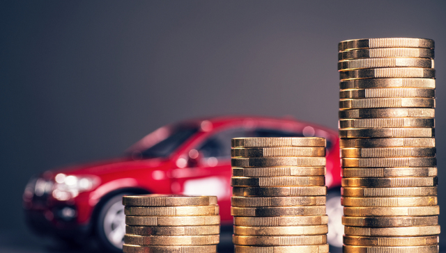 王传福在福布斯中国内地富豪榜排名上升至第11位，何小鹏跌出前100