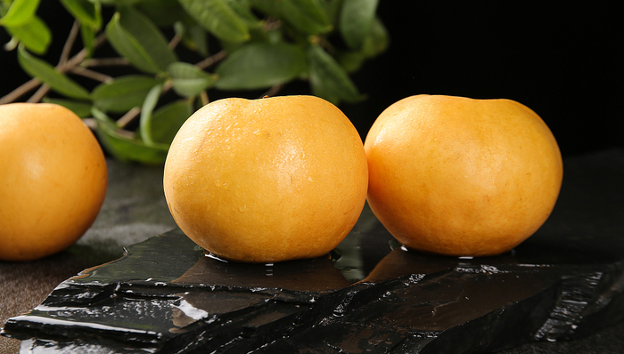 秋月梨出圈，传统水果的一次段位大逆袭｜寻找中国果王④