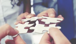 萃华珠宝要“易主+跨界锂电”，又一出变相借壳？