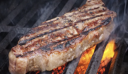 轻食带动下，“牛排”不够吃了？