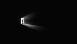 孙正义终于舍得“退场”