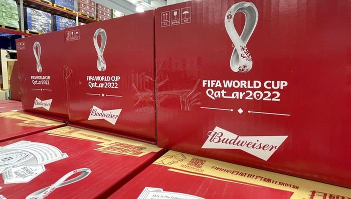 卡塔尔禁酒令要求隐藏啤酒销售点，挥金7500万美元的百威难在世界杯卖酒