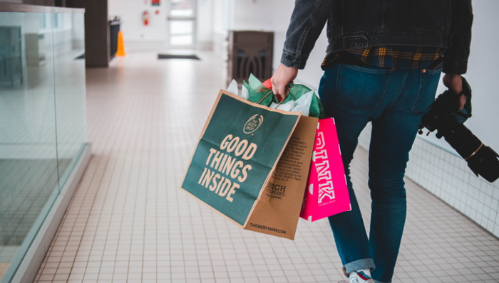 连锁商超,财报,高鑫零售,大润发,亏损