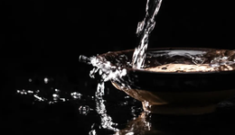 周期生变，难道好价的高端白酒有问题？