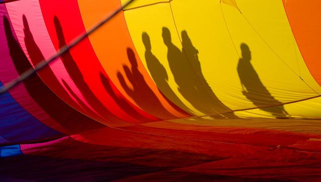 【深度】科技巨头裁员潮：超4万人失业，华尔街还相信硅谷吗？