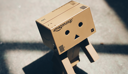 一场沃尔玛VS亚马逊的世纪商战