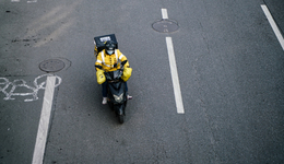 那些将电动车骑到60码的人