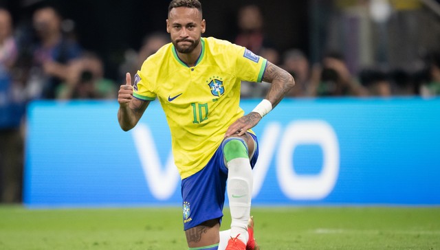 睡觉时间都在治疗，内马尔渴望回归世界杯赛场