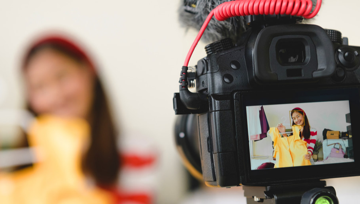 花房集团,招股,直播