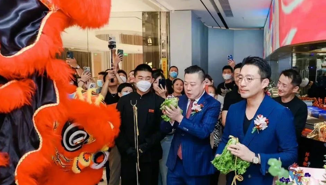 麻六记,流量,直播带货,汪小菲