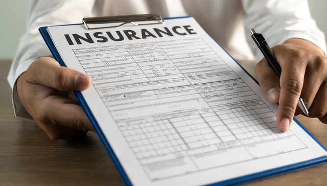 疫情险“进阶”上架：隔离津贴限定于“确诊”和“集中隔离”，降低投机性聚焦可保风险