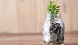 基金业绩集体熄火？年内近300名基金经理离职，34只百亿基金仅1只正收益