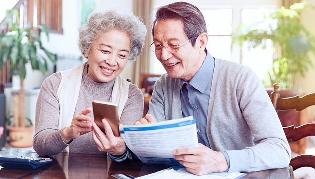 明年1月起开展商业养老金业务试点，10省市和4家养老保险公司入围