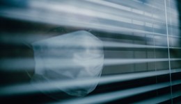 法治面 | 法學(xué)界熱議“陽性居家”：法律上無障礙，應(yīng)尊重醫(yī)學(xué)判斷