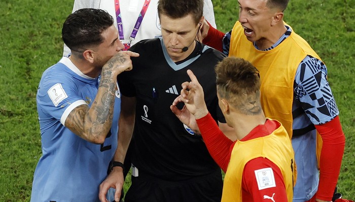 赢球出局、青黄不接，乌拉圭黄金一代谢幕心有不甘