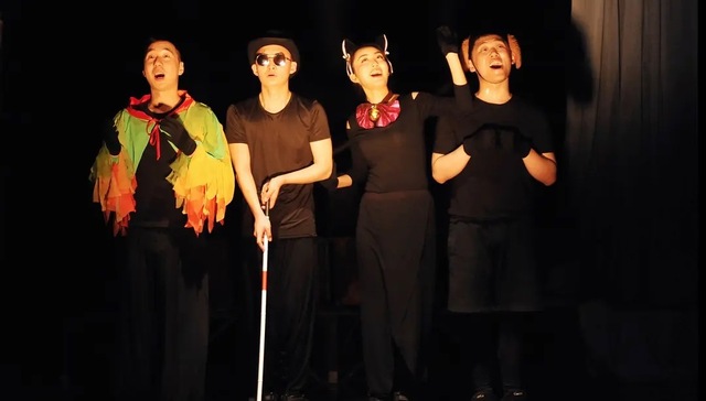 当戏已不再上演，还有执着的灵魂不愿离去 | 12月沪京好戏推荐