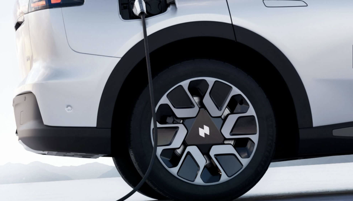 NIUTRON,汽车,蔚来,理想,李一男