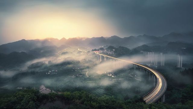 政治局会议定调2023年经济工作，“政策大年”有哪些新动向？