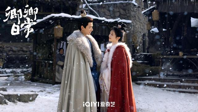 用甜宠包裹压迫，以虚幻强拗友谊：《卿卿日常》为何令人尴尬？