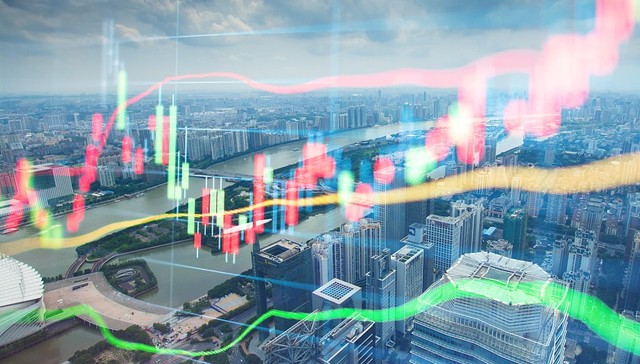 新里程破产重整后的新动作：向控股股东定增近7亿元，股权激励向董事长授2000万股