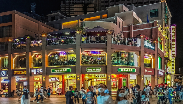 防疫“新十条”发布后，地方掀起促消费小高潮