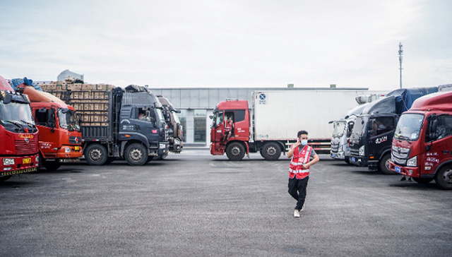 超100万辆货车重新上路，公路、铁路、港口货运量显著反弹