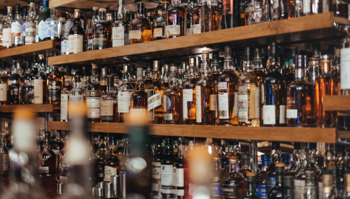 海伦司,扩张,股价,亏损,资本市场,世界杯,