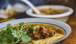 中式面馆赛道生变：去年“开店热”，今年“闭店潮”