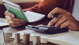 控股股東豁免債務(wù)，關(guān)聯(lián)方送資產(chǎn)，*ST亞聯(lián)年末突擊“保殼”收關(guān)注函