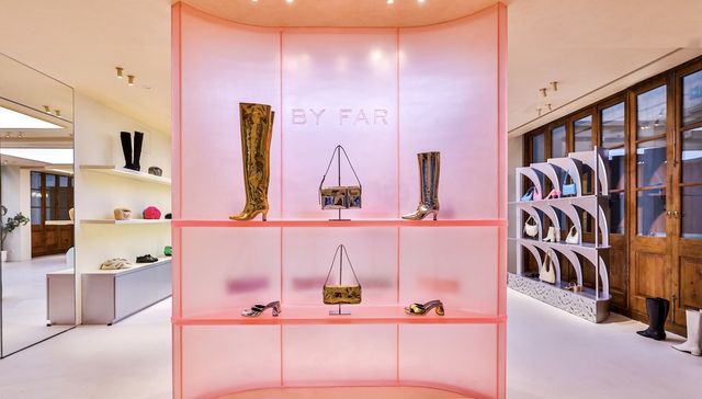 小红书上火了好几年的BY FAR中国首店，开在了上海张园