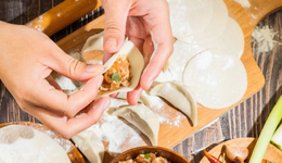 “袁记云饺们”掀起现包水饺大战，谁是下一个思念？