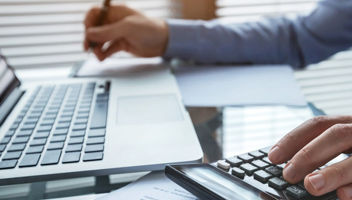 江南布衣,首席财务官,辞职