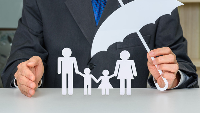 新冠阳了，保险公司拒赔？中国人寿回应：将按合同快速启动理赔程序