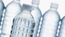 遭疯抢的电解质水，收割了谁？