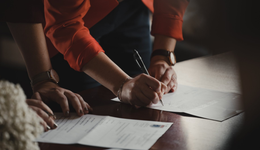 “偏执”标准化SaaS，上上签悄然掉队