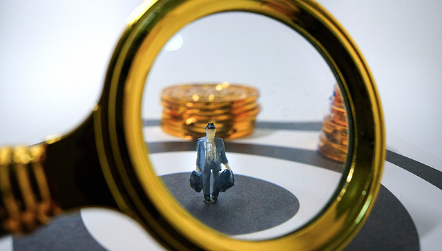 未披露定增保底协议，恒力集团陈建华、范红卫夫妇被证监会警告