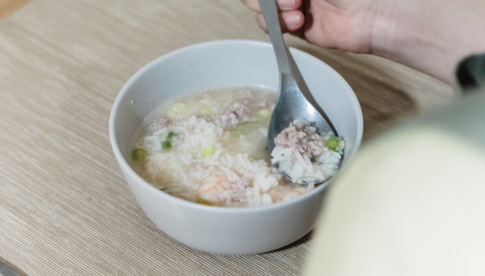 情感寄托,情怀,黄桃罐头,年轻人,