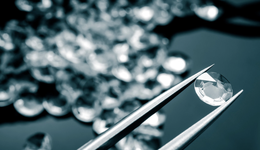 2万元钻戒当不了3千元？钻石产品毛利率到底多高？