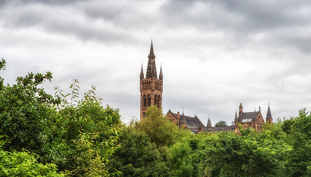留学生人数激增，英国住宿“一房难求”