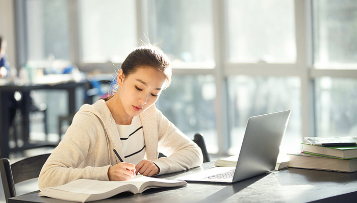 “转出无门槛”，高校本科生转专业限制放宽