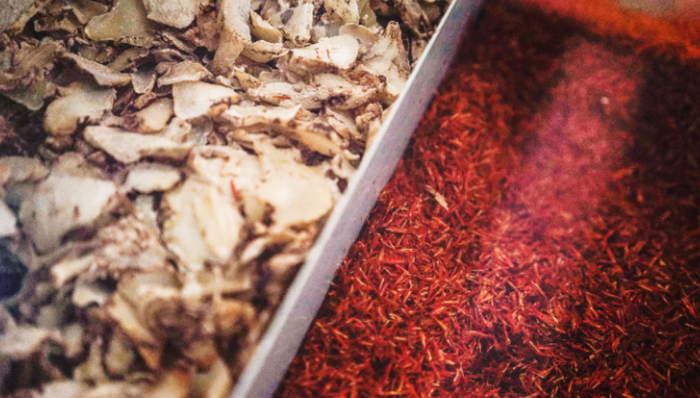 贵州百灵,减持,业绩下滑,实控人,