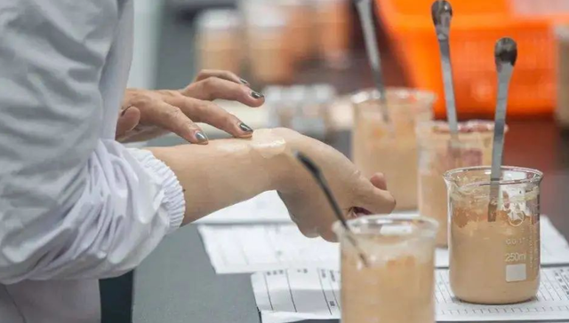 粉底液,测评,下沉市场,美妆,